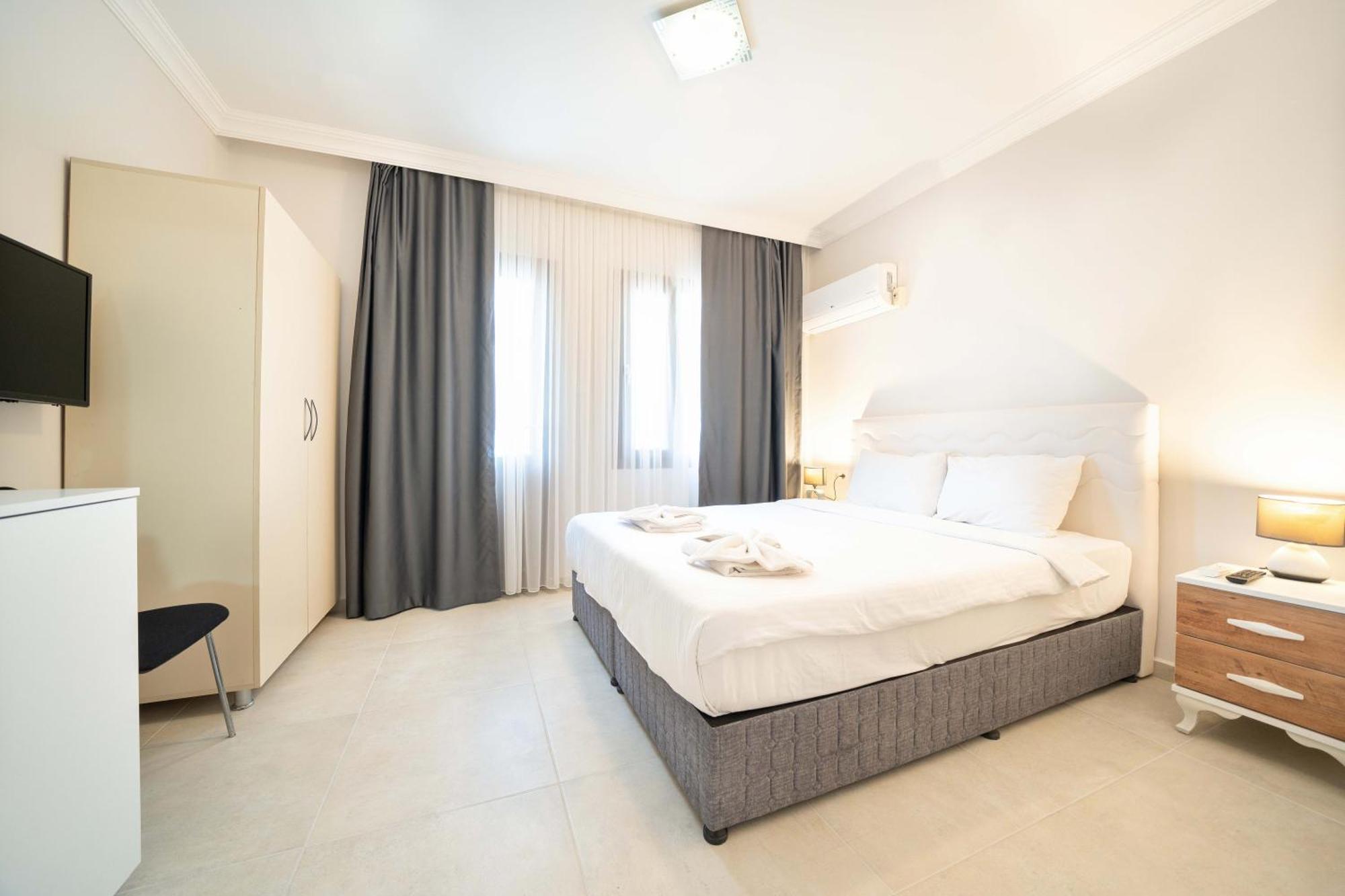 Dedeminn Garden Hotel เกอเจค ภายนอก รูปภาพ